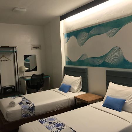 H Hotels - Metro North Uno Quezón by Eksteriør bilde