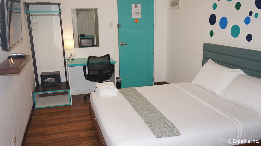 H Hotels - Metro North Uno Quezón by Eksteriør bilde