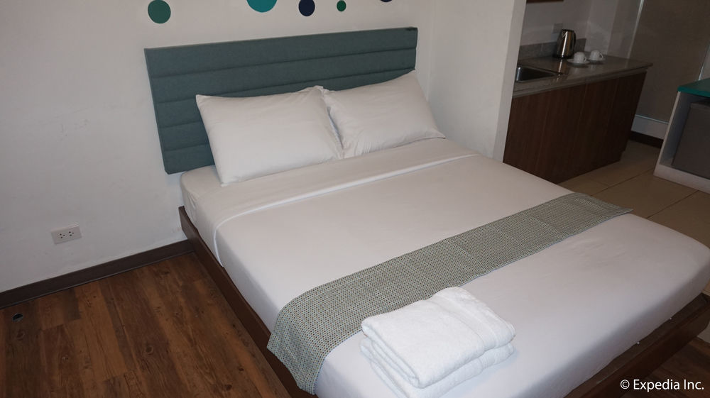 H Hotels - Metro North Uno Quezón by Eksteriør bilde